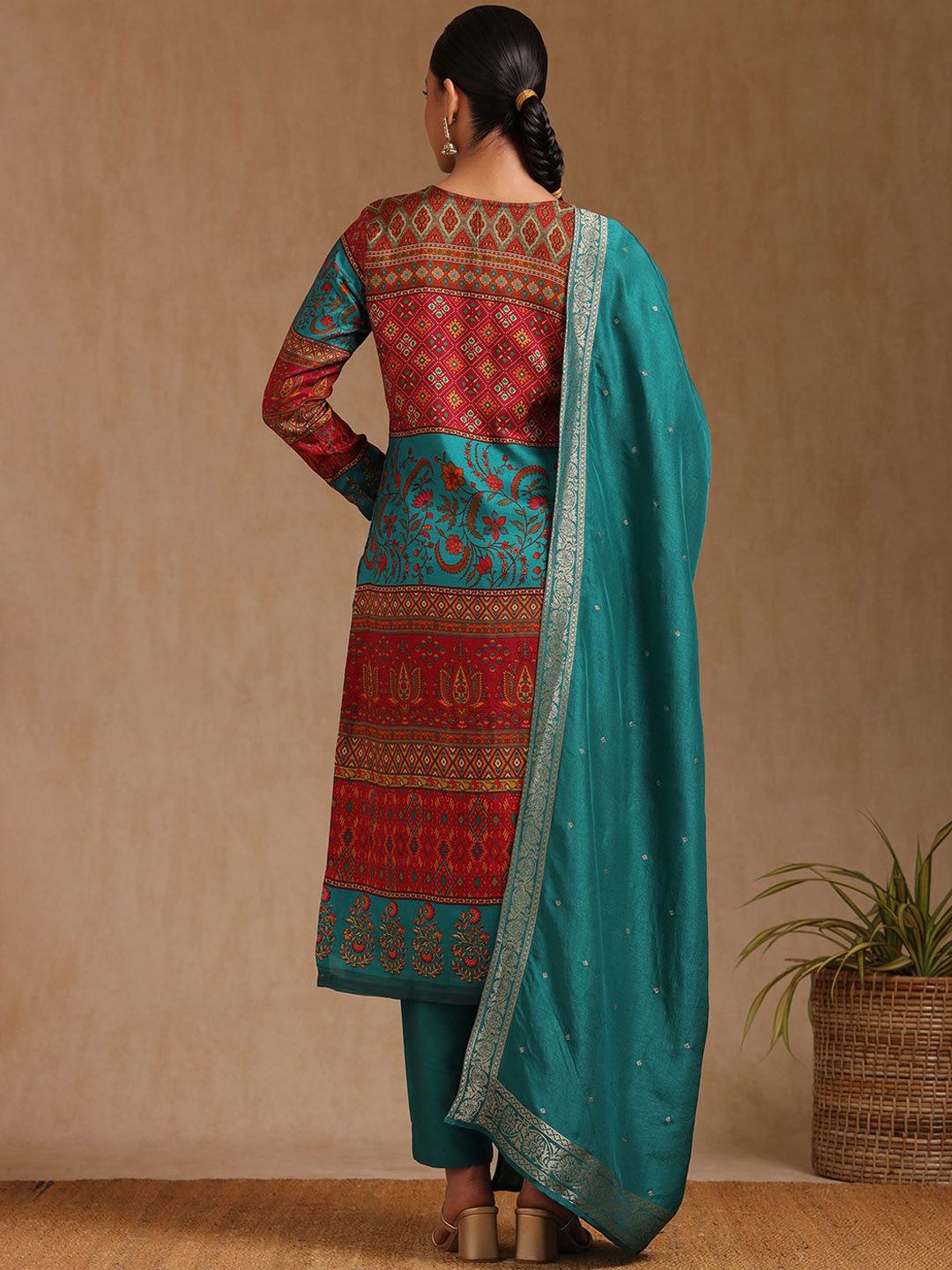 Dhiyona SO Women's Ethnic Motifs Printed Mirror Work Straight Kurta With Trouser And Dupatta