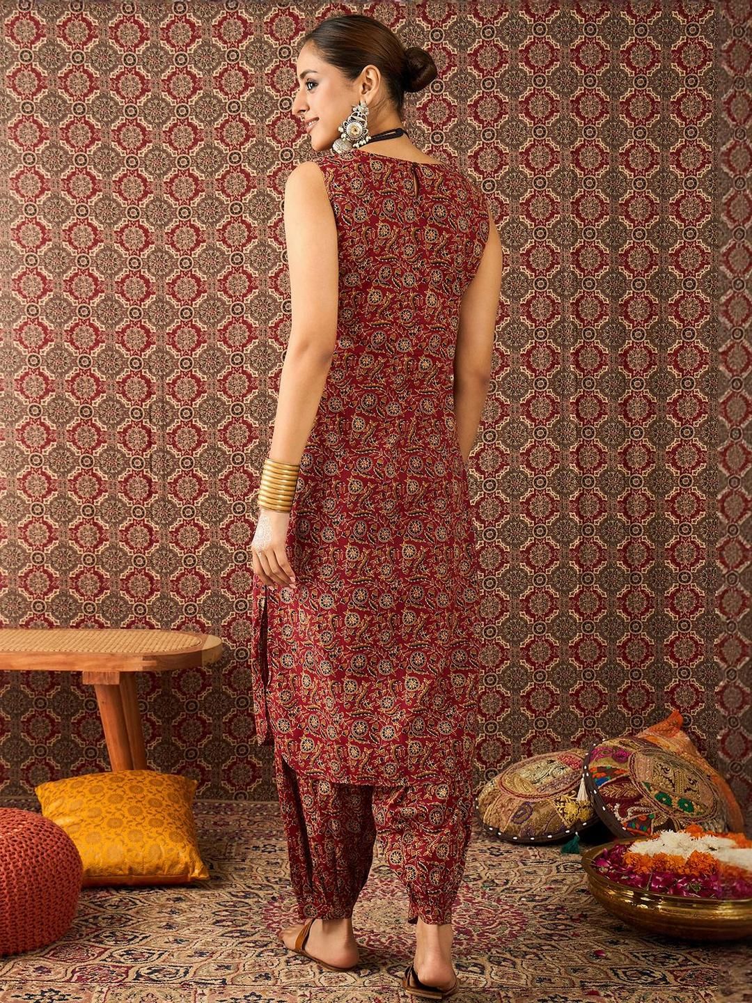 Dhiyona IE Floral Printed Round Neck Pure Cotton Tunic With Trousers
