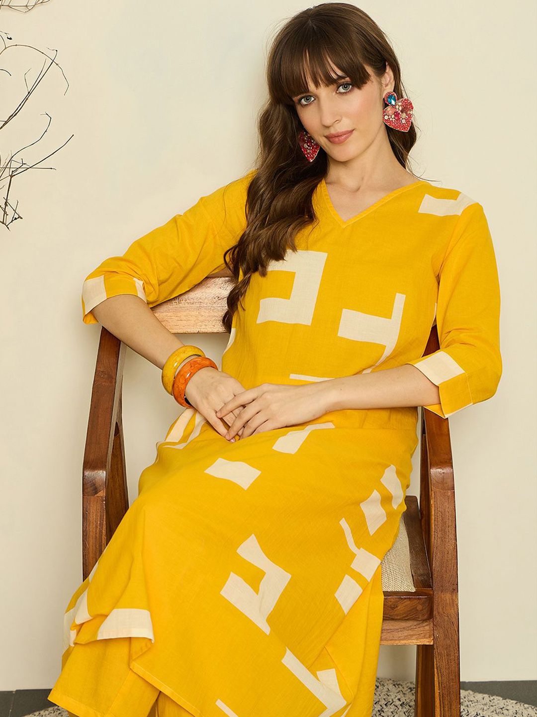 Geometric Printed V-Neck A-Line Pure Cotton Kurta with Trousers