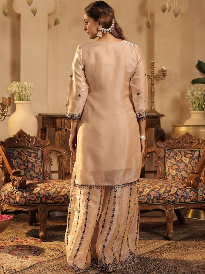 Women Ethnic Motifs Embroidered Regular Beads and Stones Kurta Set With Dupatta