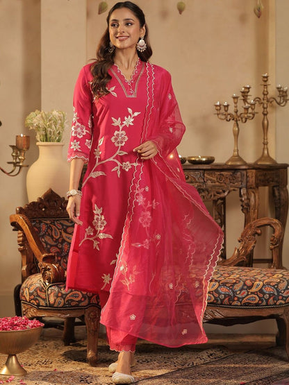 Floral Embroidered Thread Work V-Neck Straight Kurta & Trousers With Dupatta