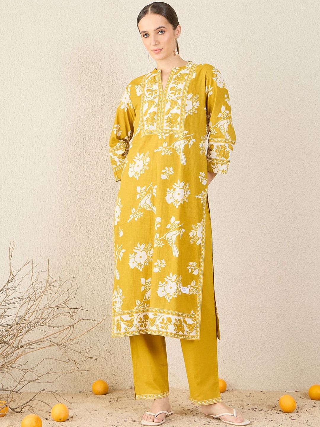 Floral Printed Straight Pure Cotton Kurta With Trousers & Dupatta