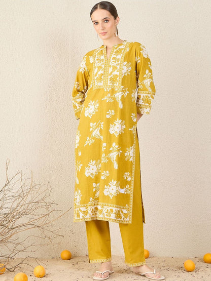 Floral Printed Straight Pure Cotton Kurta With Trousers & Dupatta