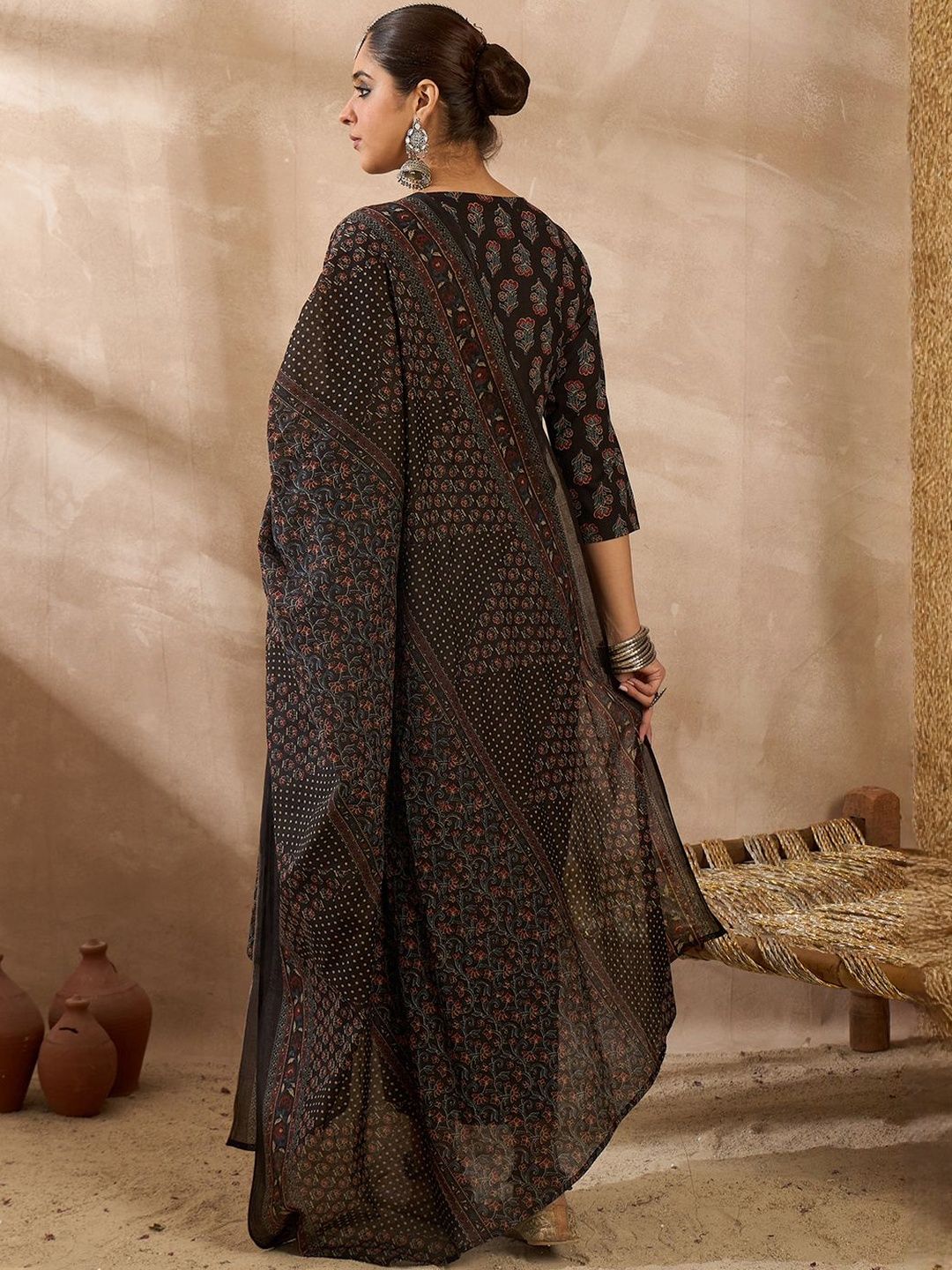 Women Ethnic Motifs Printed Cotton Kurta with Trousers & Dupatta
