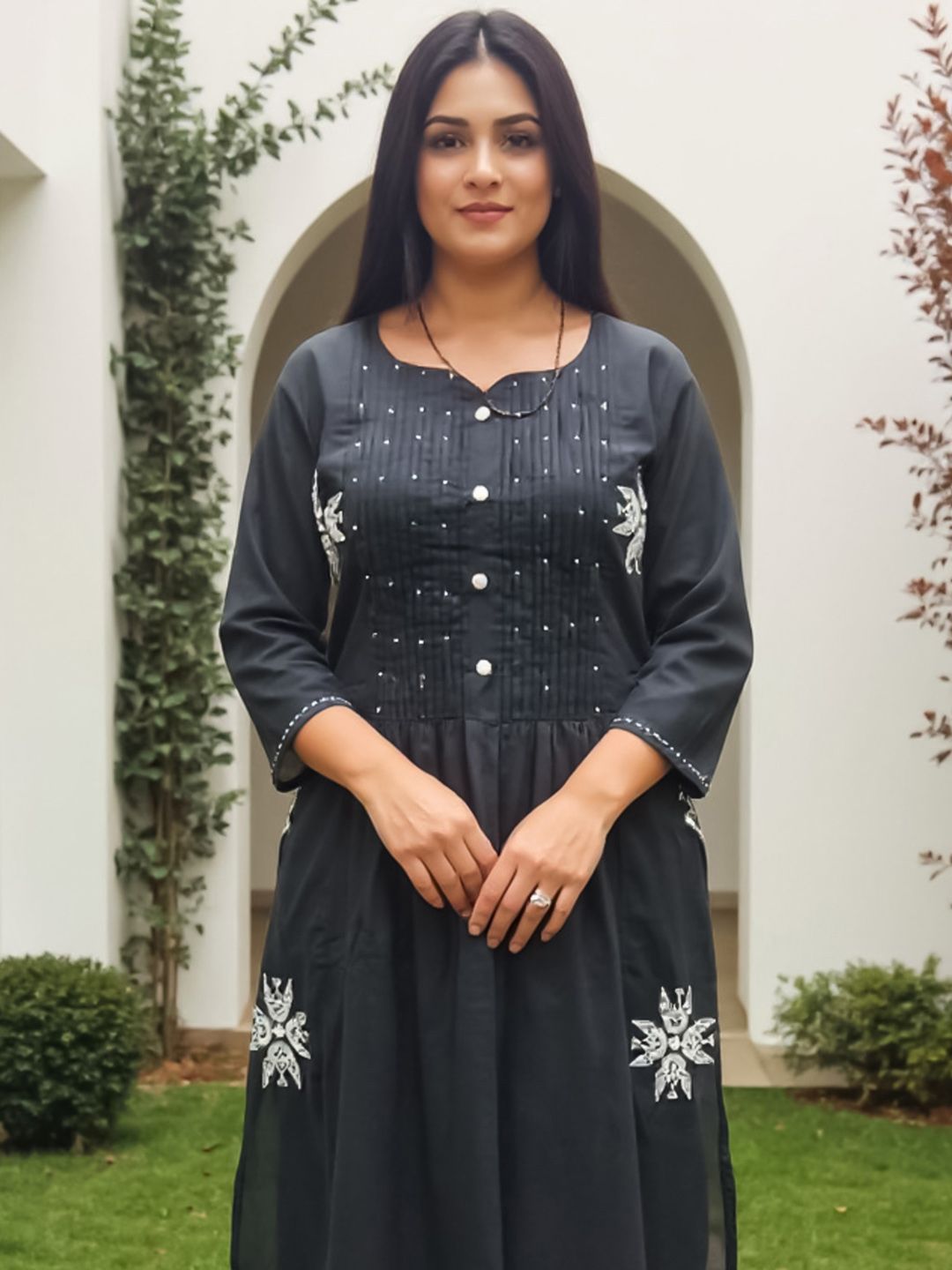 Women Ethnic Motifs Embroidered Cotton A-Line Kurta with Trousers