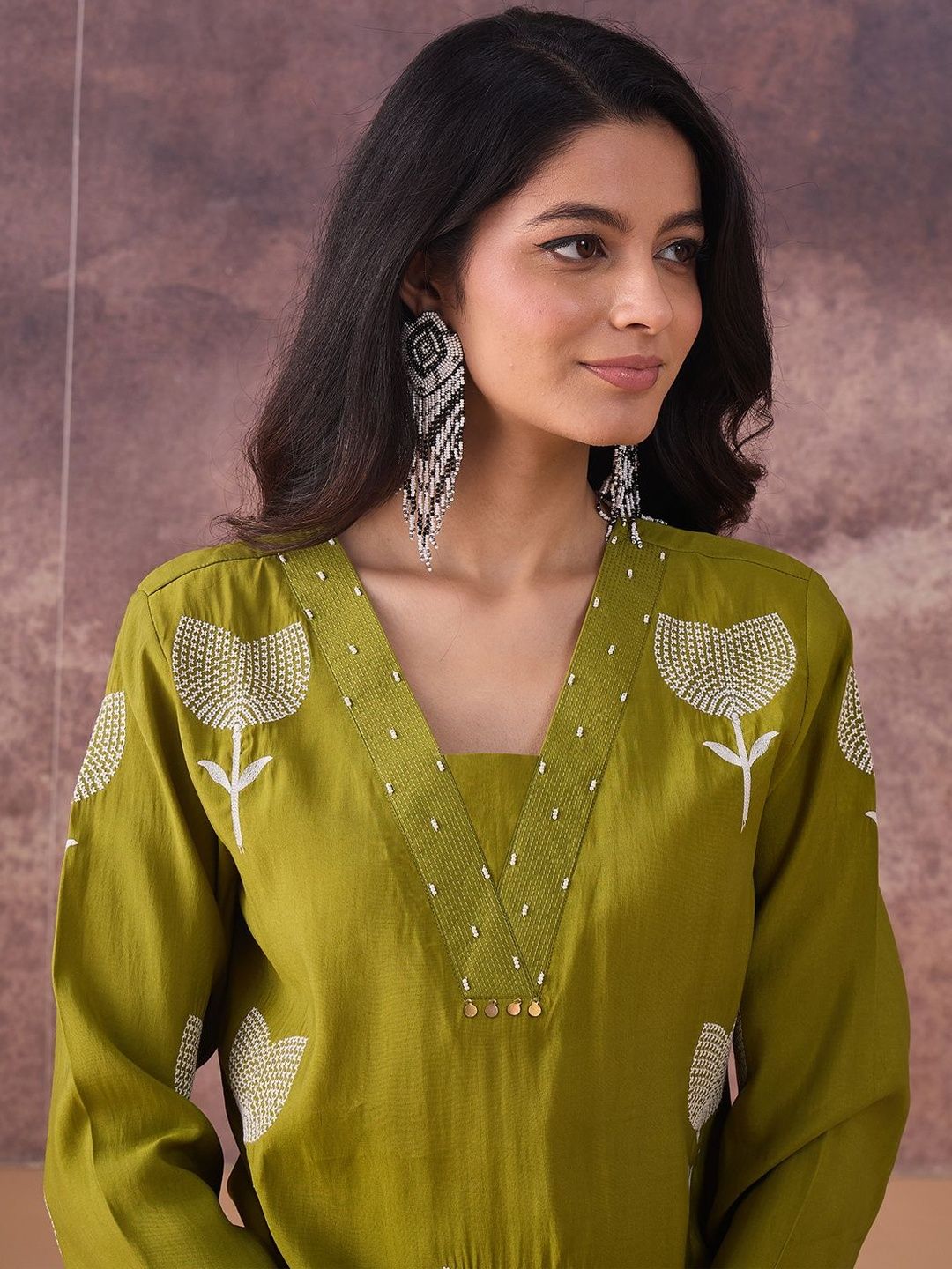 Dhiyona IE Embroidered V-Neck Tunic With Trousers