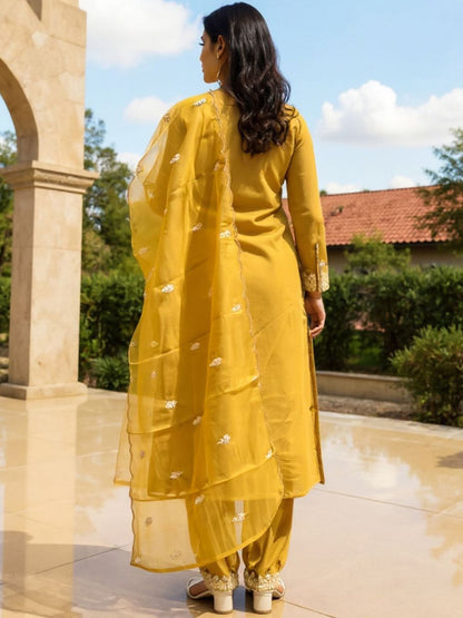 Women Ethnic Motifs Embroidered Regular Kurta with Trousers & Dupatta