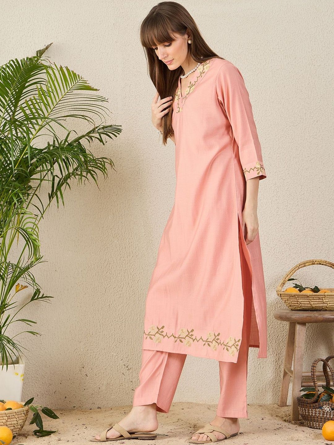 Women Floral Embroidered V-NeckThread Work Kurta with Trousers