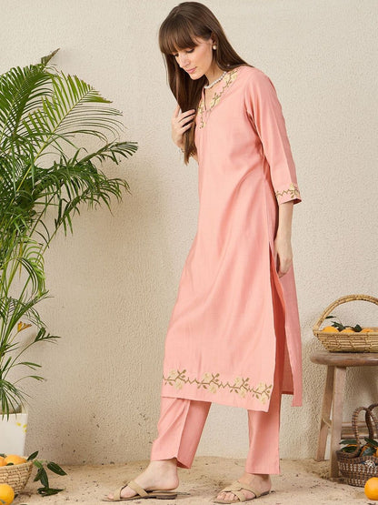 Women Floral Embroidered V-NeckThread Work Kurta with Trousers