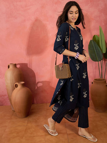 Dhiyona SN Women's Floral Printed Kurta & Trousers With Dupatta