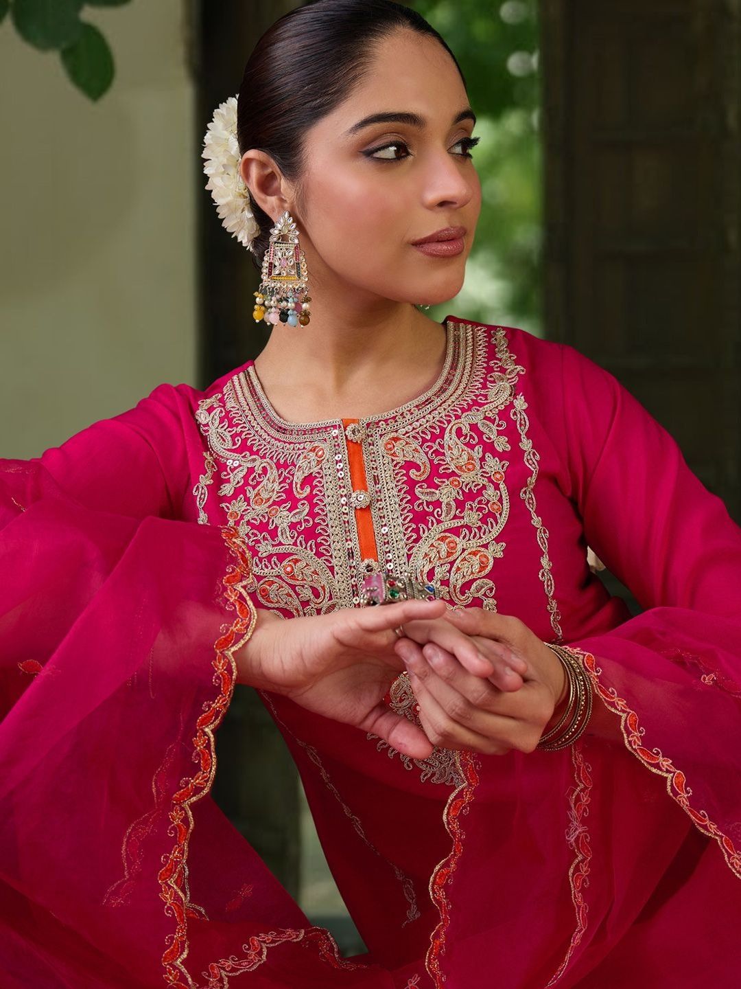 Dhiyona IE Women Ethnic Motifs Embroidered Regular Thread Work Kurta with Trousers & With Dupatta