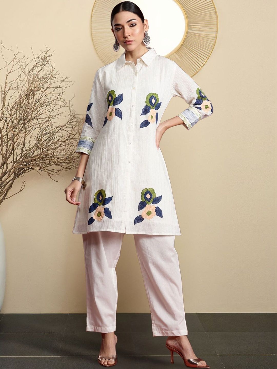 Women Floral Embroidered Regular Thread Work Pure Cotton Kurta with Trousers