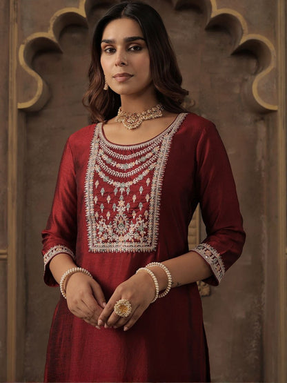 Women Ethnic Motifs Embroidered Kurta with Palazzo