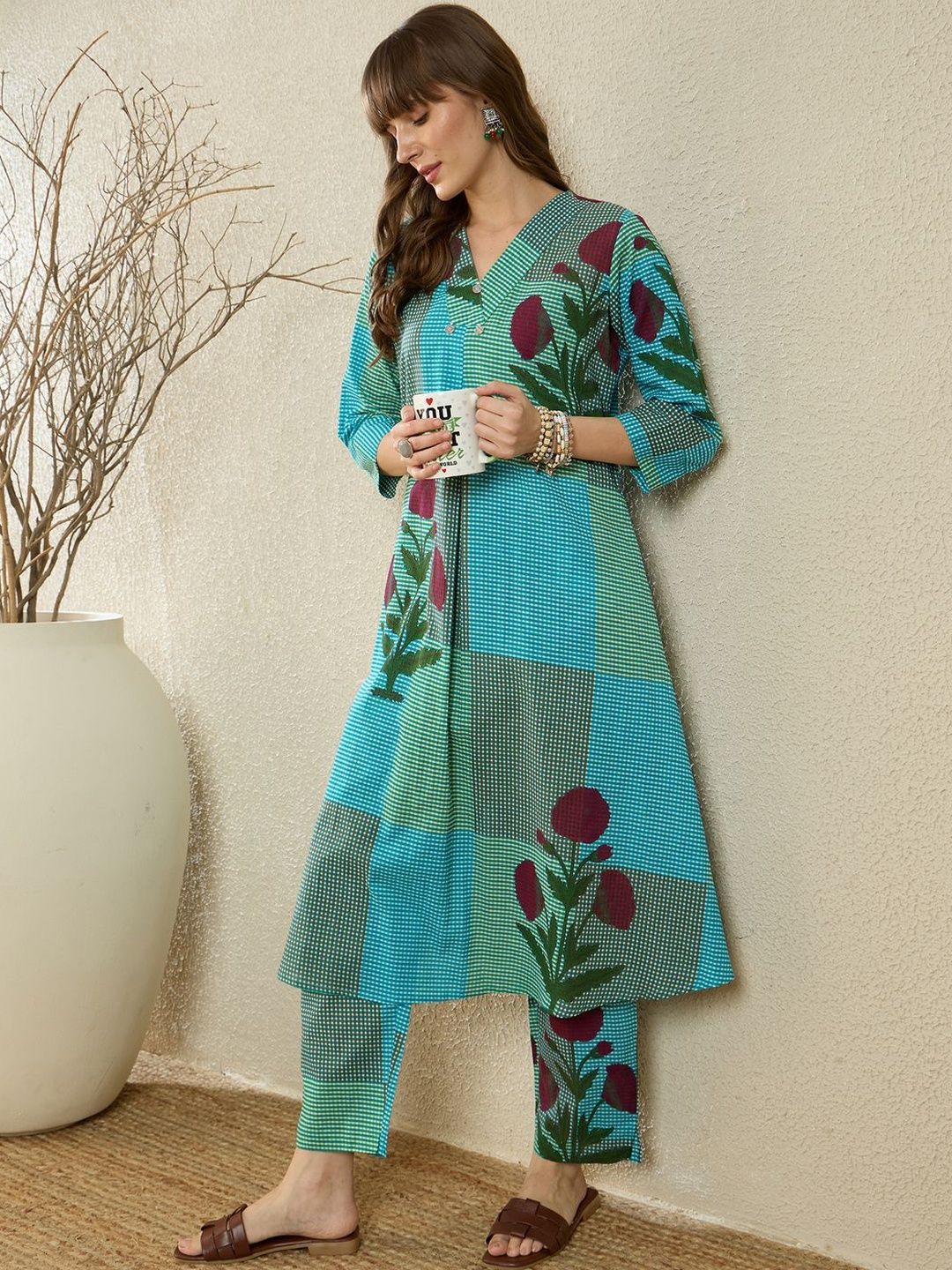 Dhiyona IE Printed V-Neck Three-Quarter Sleeves Pure Cotton Tunic And Trousers