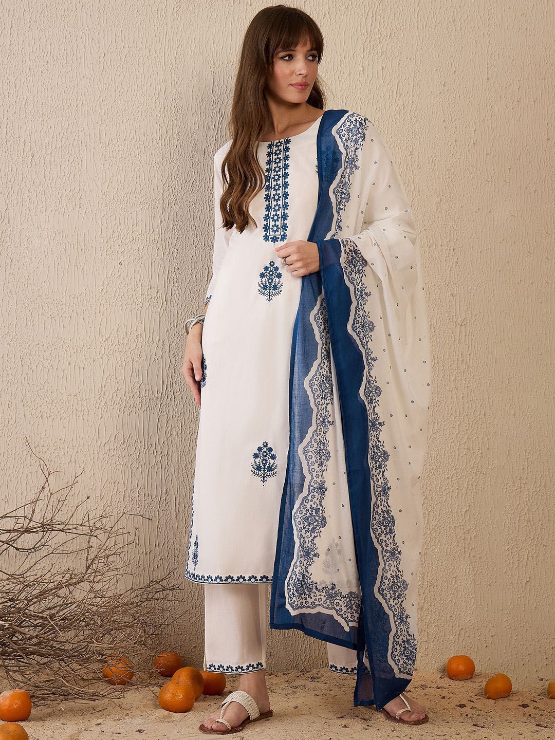 Women Floral Embroidered Regular Thread Work Pure Cotton Kurta with Trousers & With Dupatta