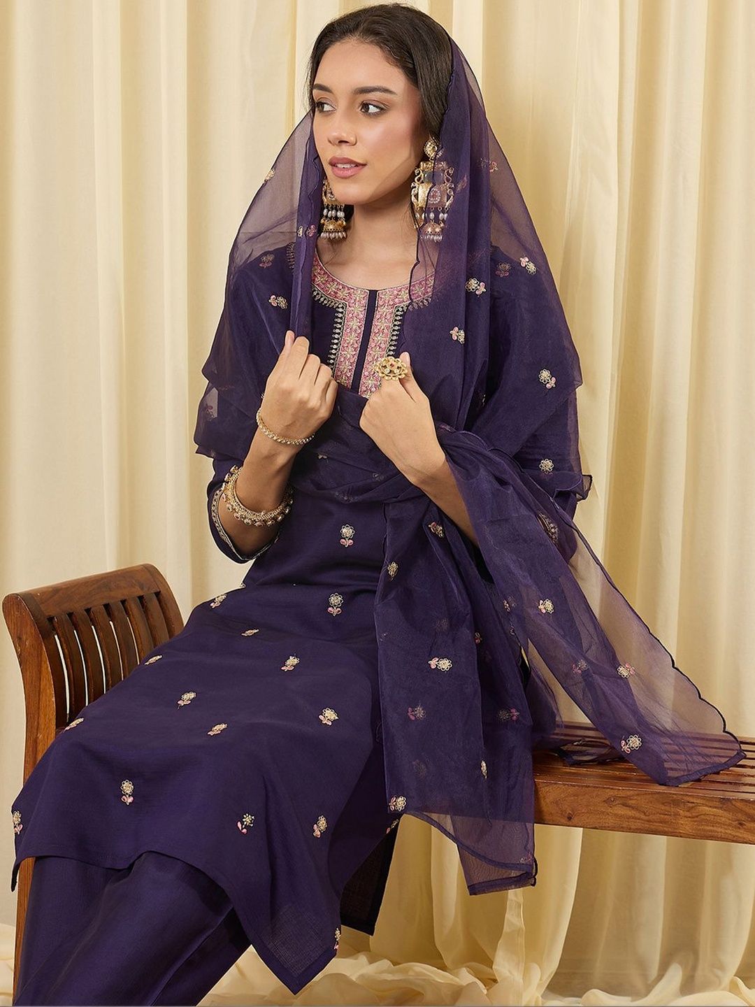 Women Ethnic Motifs Embroidered Regular Thread Work Kurta with Trousers & With Dupatta