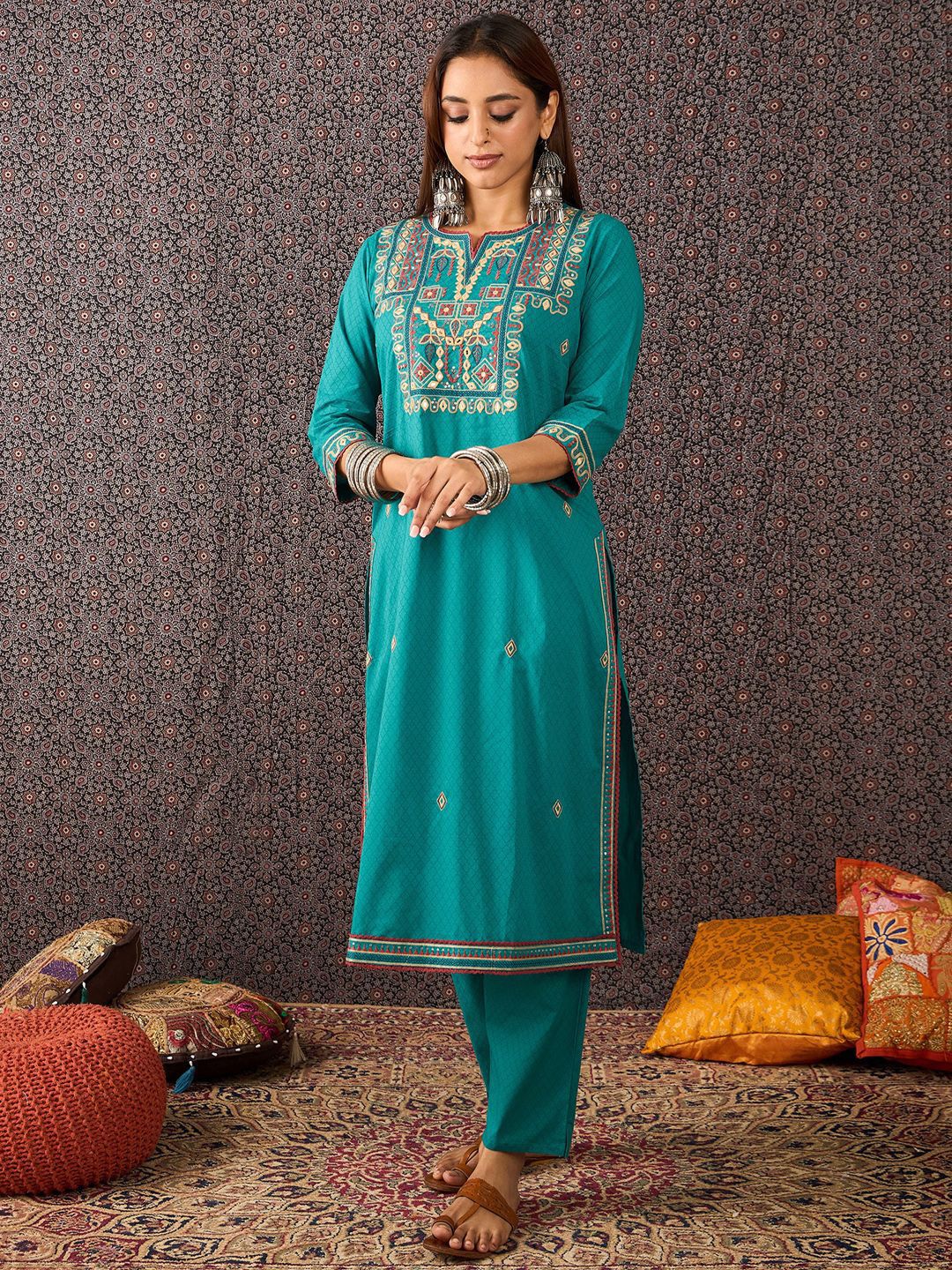 Women Embroidered Straight Kurta Trousers With Dupatta Set