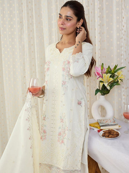 Floral Embroidered Thread Work Pure Cotton Kurta With Trousers & Dupatta