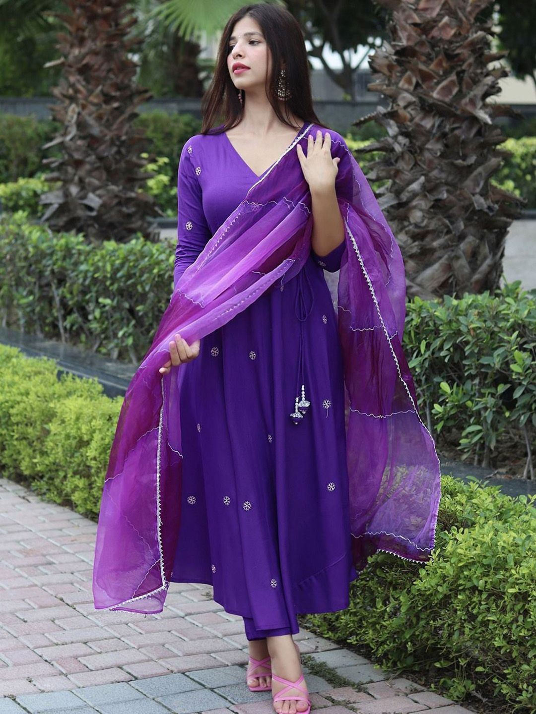 Dhiyona KL V Neck Floral Embroidered Anarkali Kurta With Trousers & Dupatta