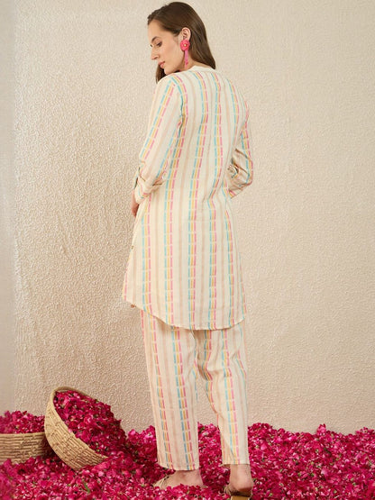 Dhiyona IE Printed Mandarin Collar Three-Quarter Sleeves Top With Trousers