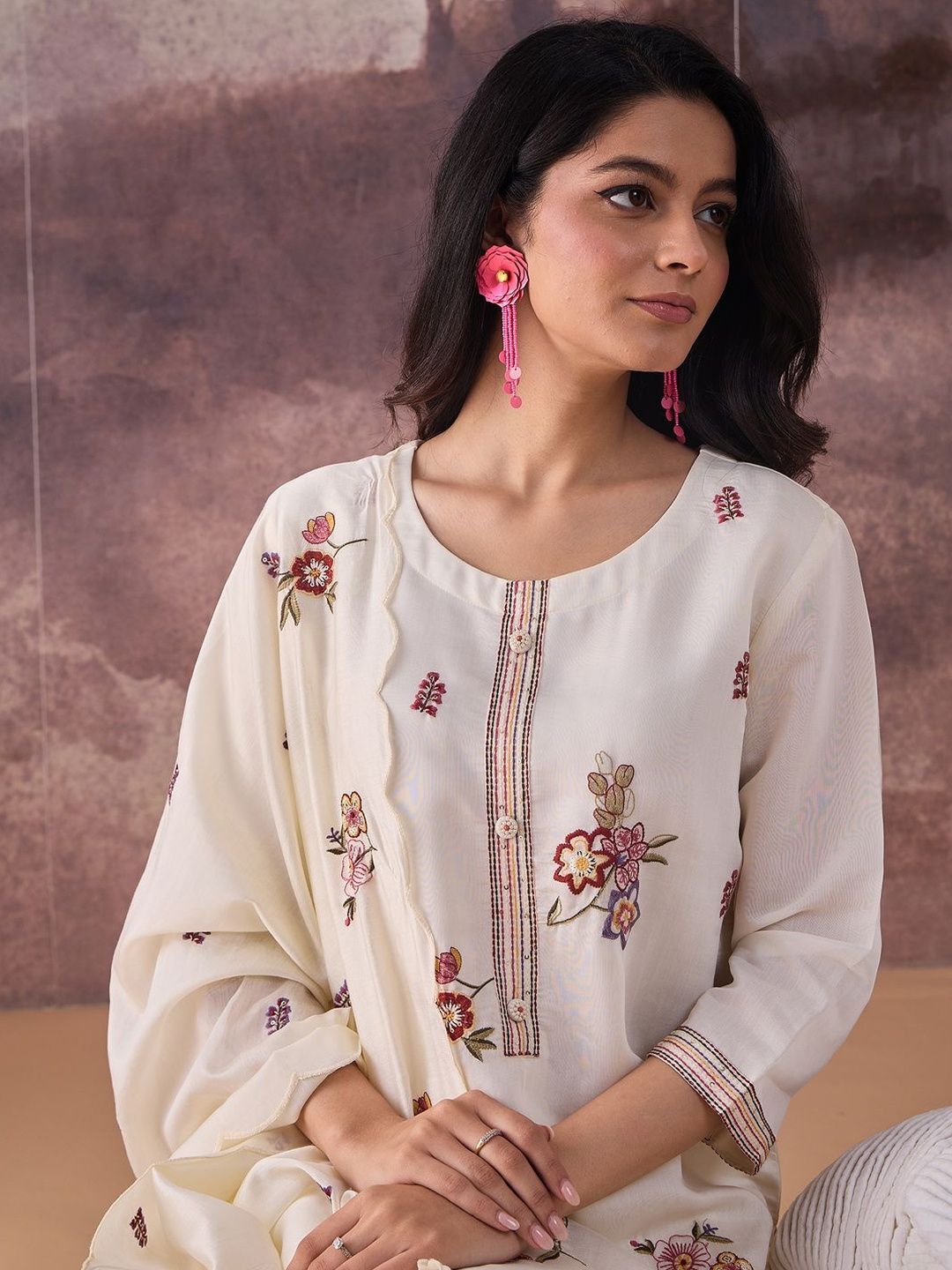 Floral Embroidered Thread Work Straight Kurta With Trousers & Dupatta