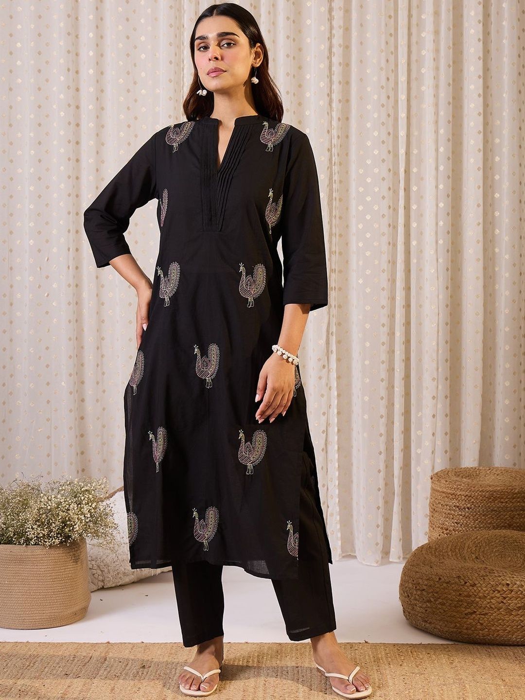 Women Ethnic Motifs Embroidered Regular Thread Work Cotton Kurta Set