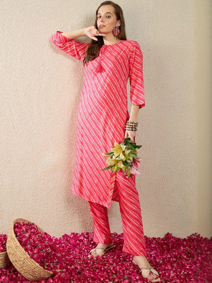 Dhiyona IE Printed Round Neck Three-Quarter Sleeves Tunic And Trousers