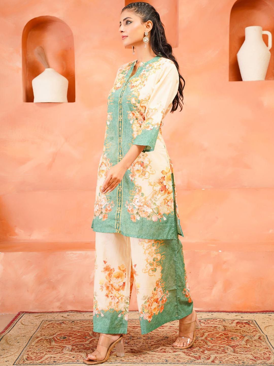 Women Floral Printed Kurta with Palazzos