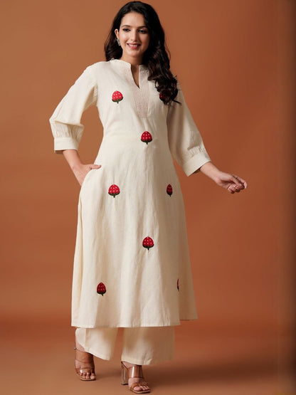 Women Floral Embroidered Mandarin Collar Thread Work Cotton Kurta with Trousers