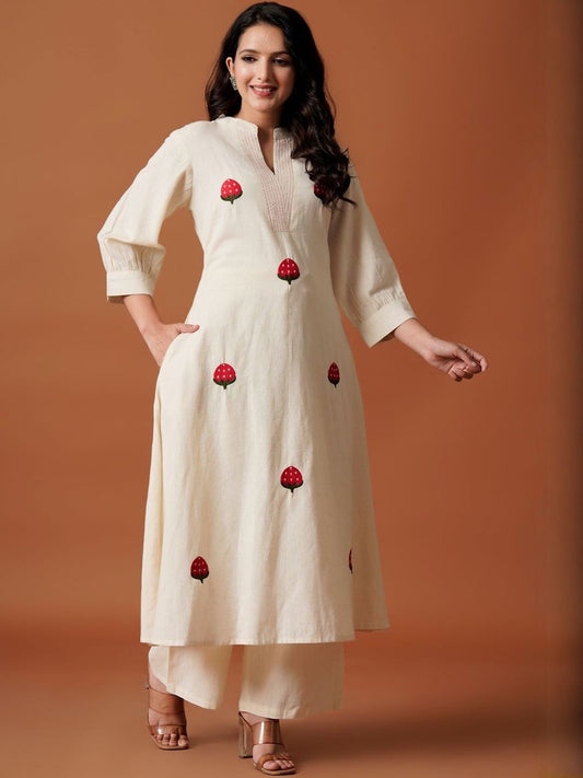 Women Floral Embroidered Mandarin Collar Thread Work Cotton Kurta with Trousers