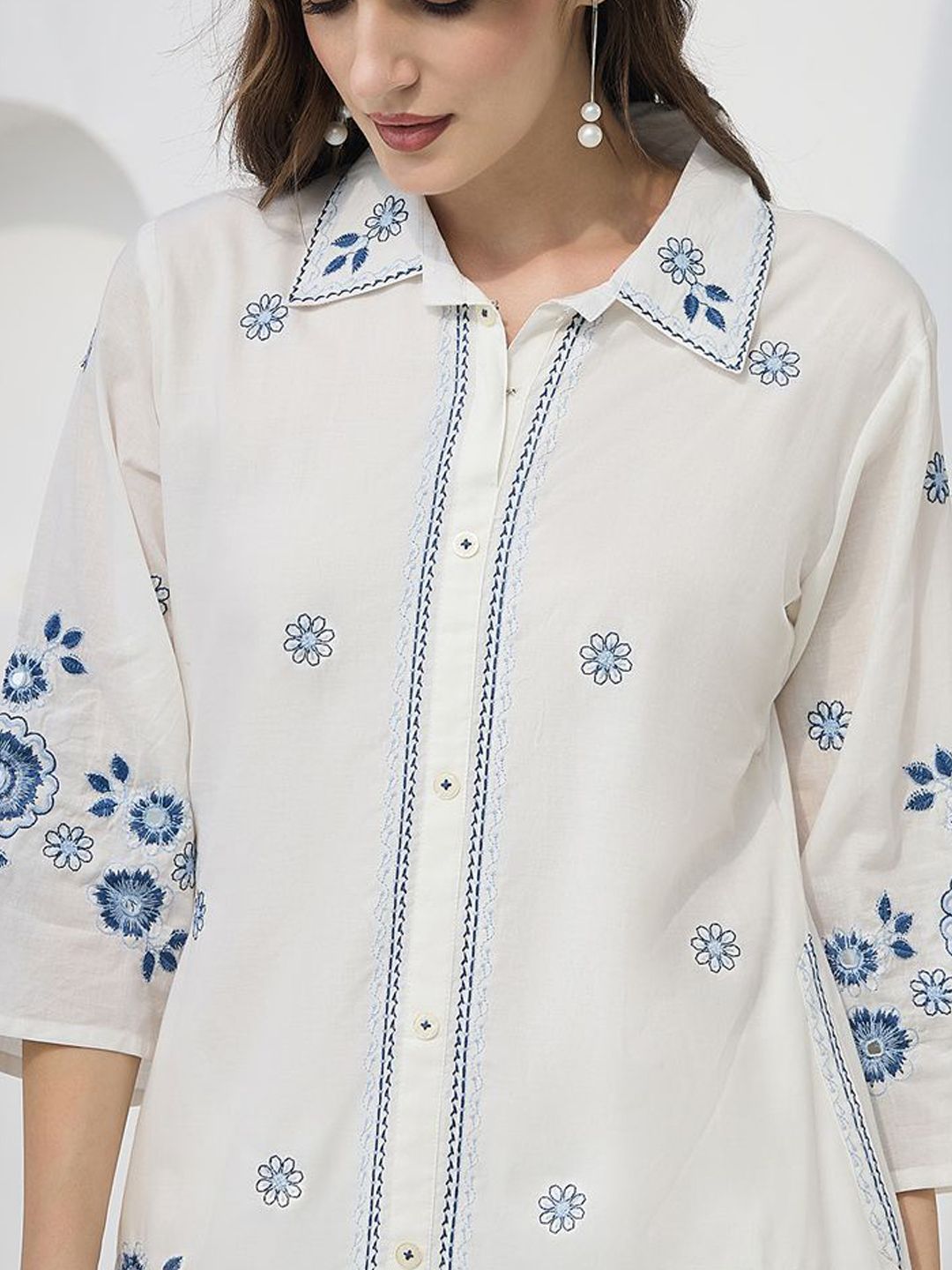 Floral Embroidered Thread Work Pure Cotton Kurta With Trousers