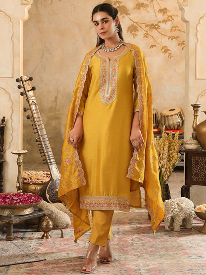 Women Floral Embroidered Kurta with Trousers & Dupatta