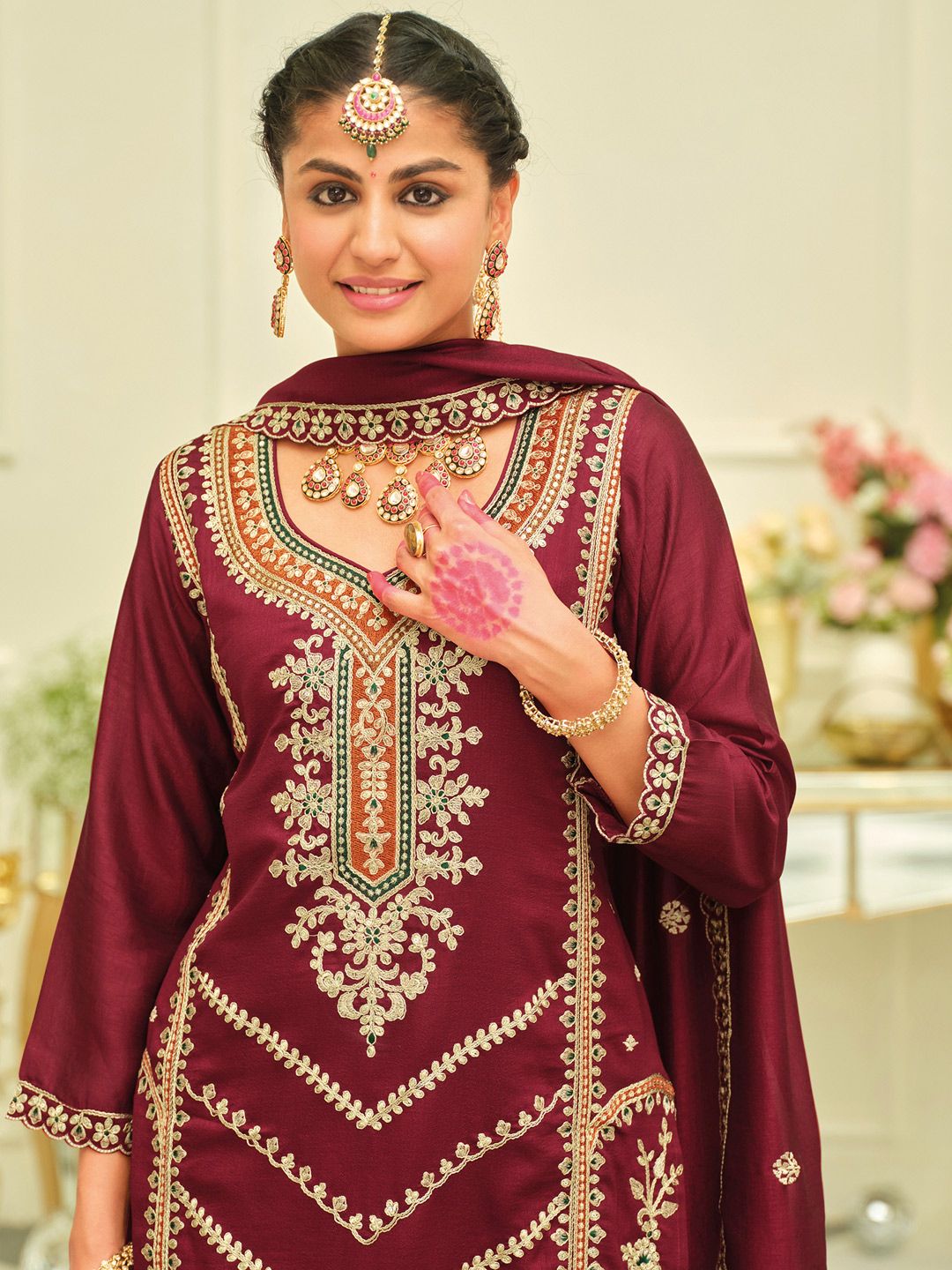 Ethnic Motifs Embroidered Zari Kurta with Trousers & With Dupatta