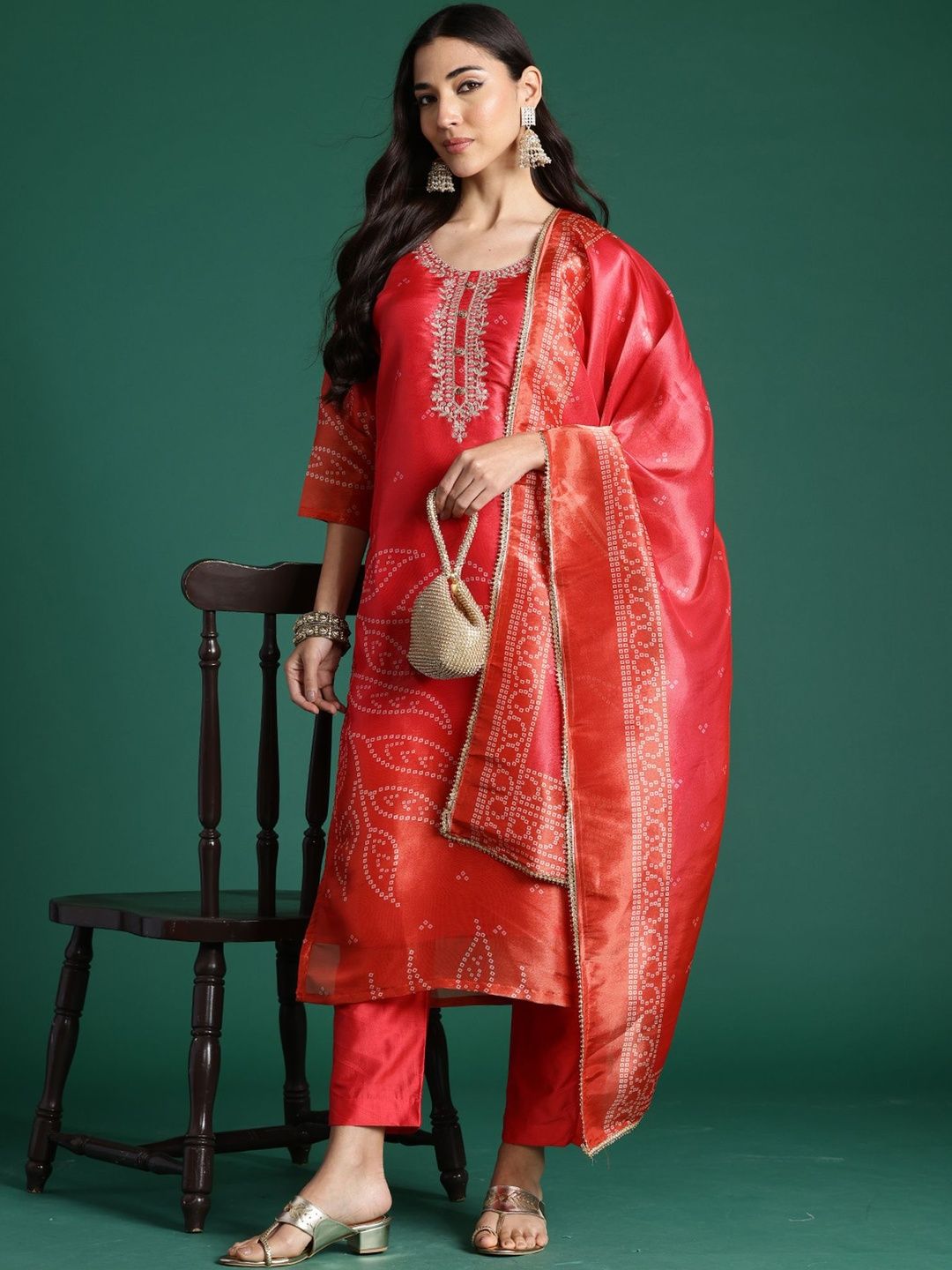 Dhiyona IE Women Ethnic Motifs Printed Regular Thread Work Kurta with Trousers & With Dupatta