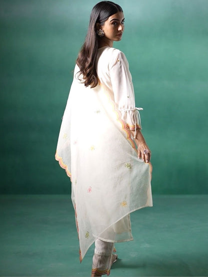 Women Floral Embroidered Regular Mirror Work Kurta with Trousers & With Dupatta