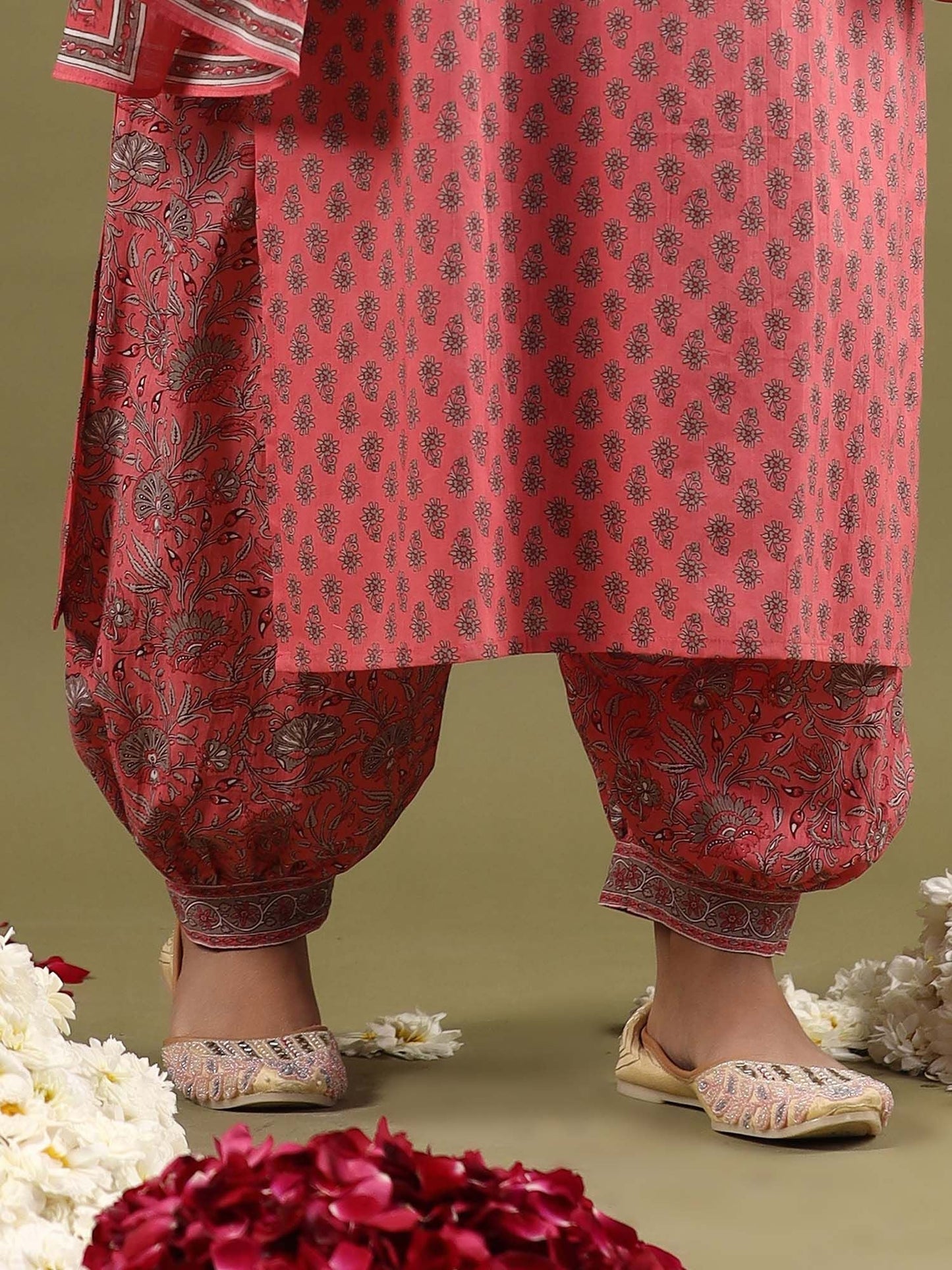 Dhiyona IE Ethnic Motifs Printed Regular Pure Cotton Kurta with Salwar & Dupatta