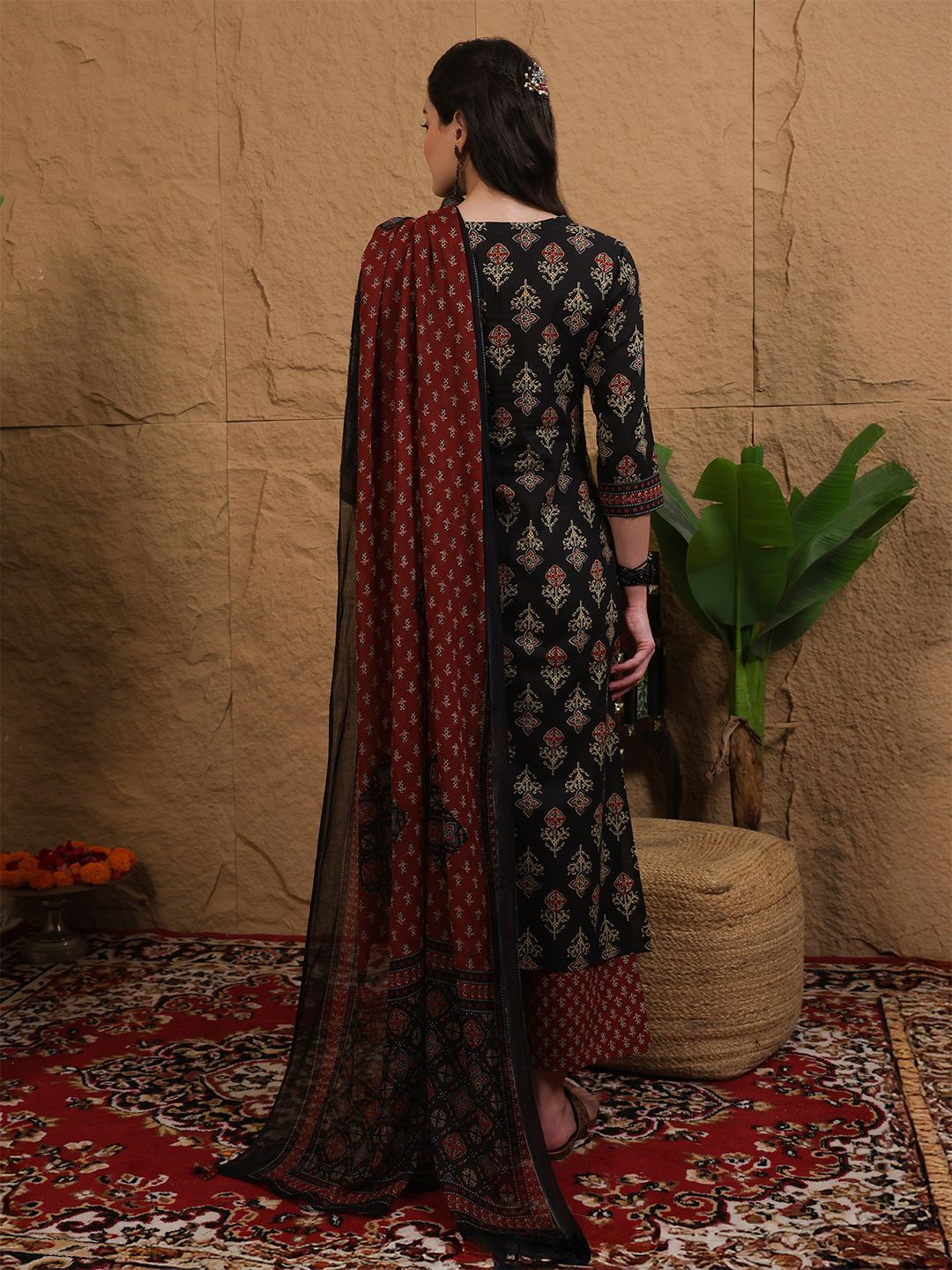 Dhiyona SN Women's Ethnic Motifs Printed Sequinned Pure Cotton Kurta Set With Dupatta