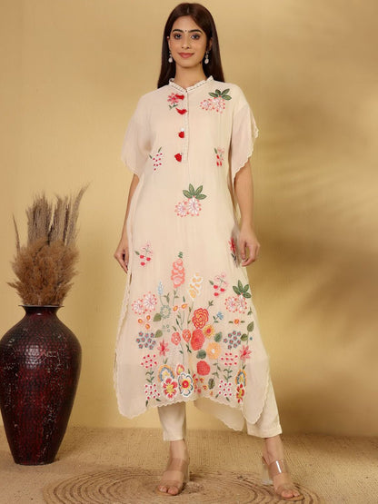 Dhiyona PD Women Floral Thread Embroidered Kaftan With Trousers