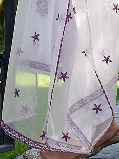 Women Floral Embroidered Regular Thread Work Kurta with Trousers & With Dupatta