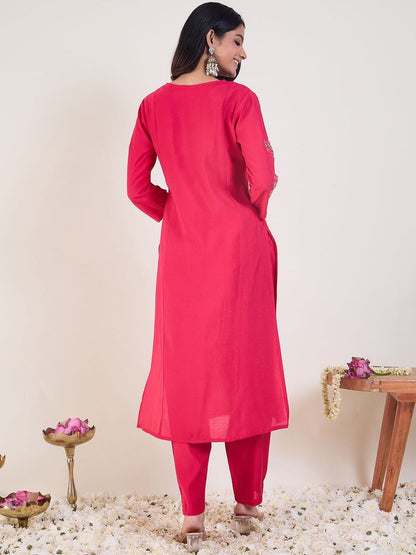 Dhiyona IE Embroidered Round Neck Tunic With Trousers