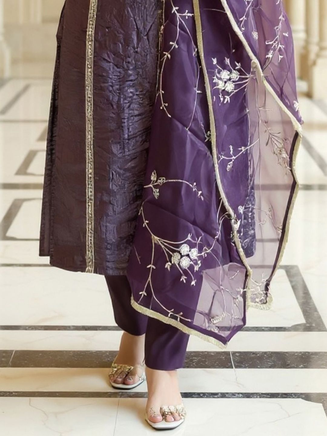 Women Woven Design Thread Work Kurta With Trousers & Dupatta Kurta Sets