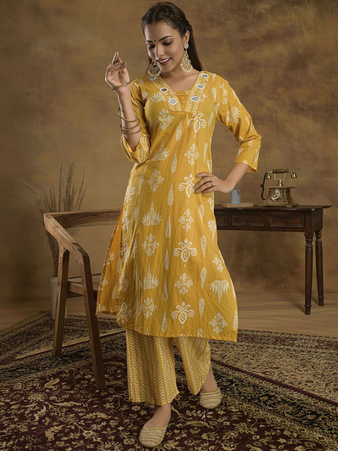 Dhiyona SN Women's Ethnic Motifs Printed Regular Mirror Work Pure Cotton Kurti set