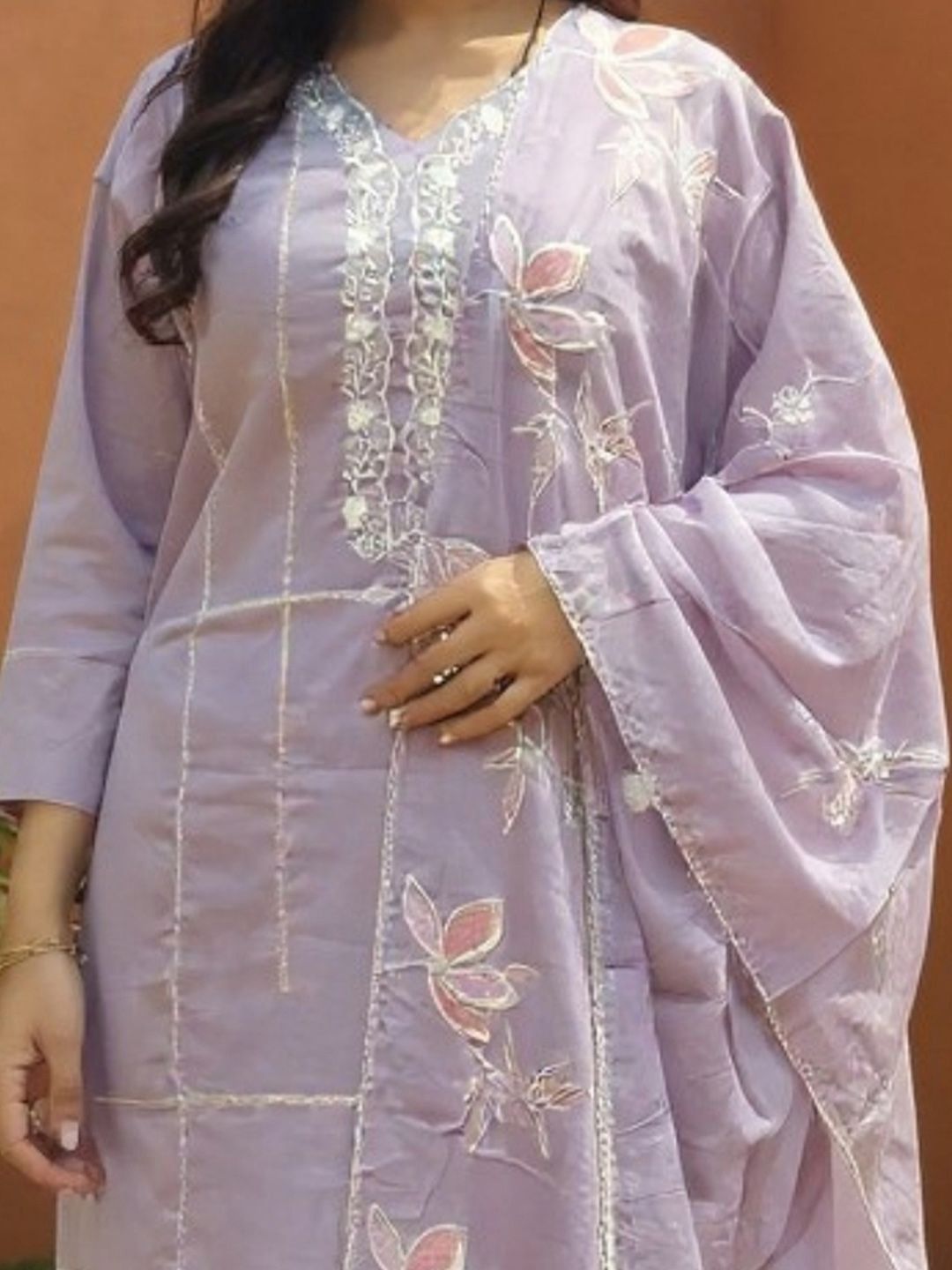 Floral Embroidered Thread Work Pure Cotton Kurta With Trousers & Dupatta