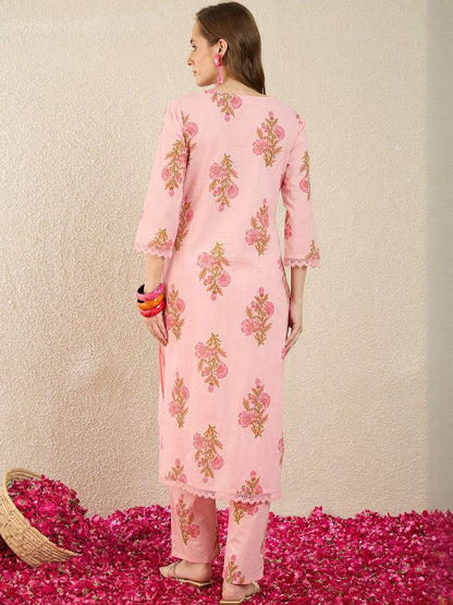 Women Floral Printed Regular Pure Cotton Kurta with Trousers