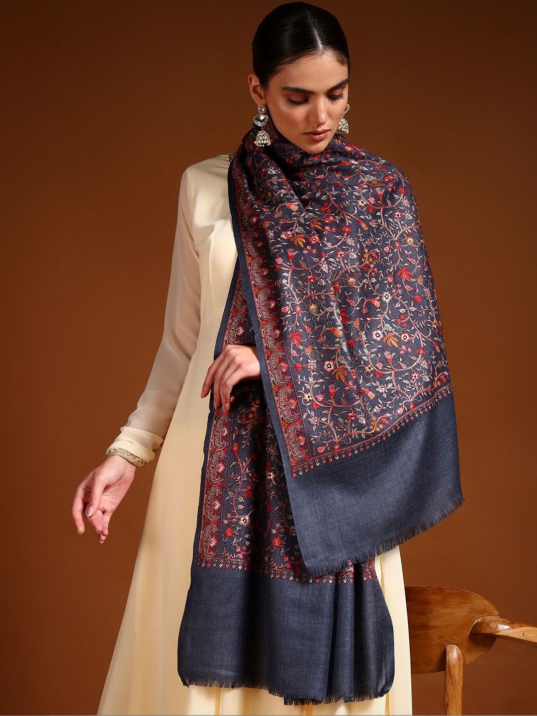 Dhiyona PA Women Ethnic Motifs Embroidered Shawl