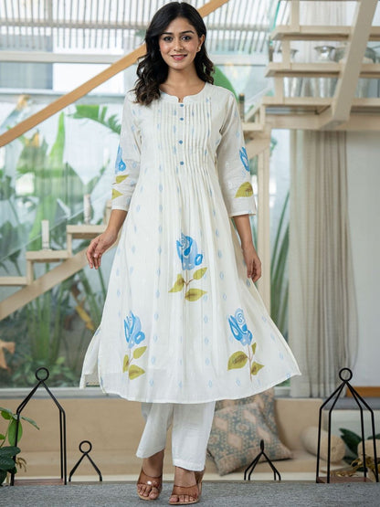 Women Floral Printed Panelled Pure Cotton Kurta with Trousers