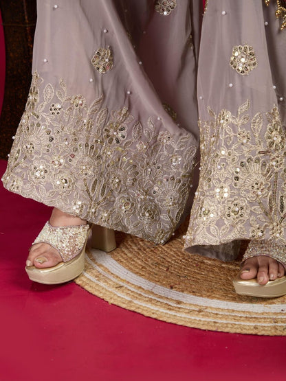 Dhiyona KL Women Ethnic Motifs Embroidered Regular Kurta with Sharara & With Dupatta