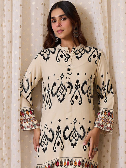 Ethnic Motifs Printed Straight Kurta With Trouser
