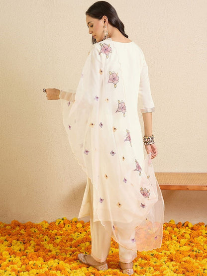 Women Floral Embroidered Regular Thread Work Kurta with Trousers & With Dupatta