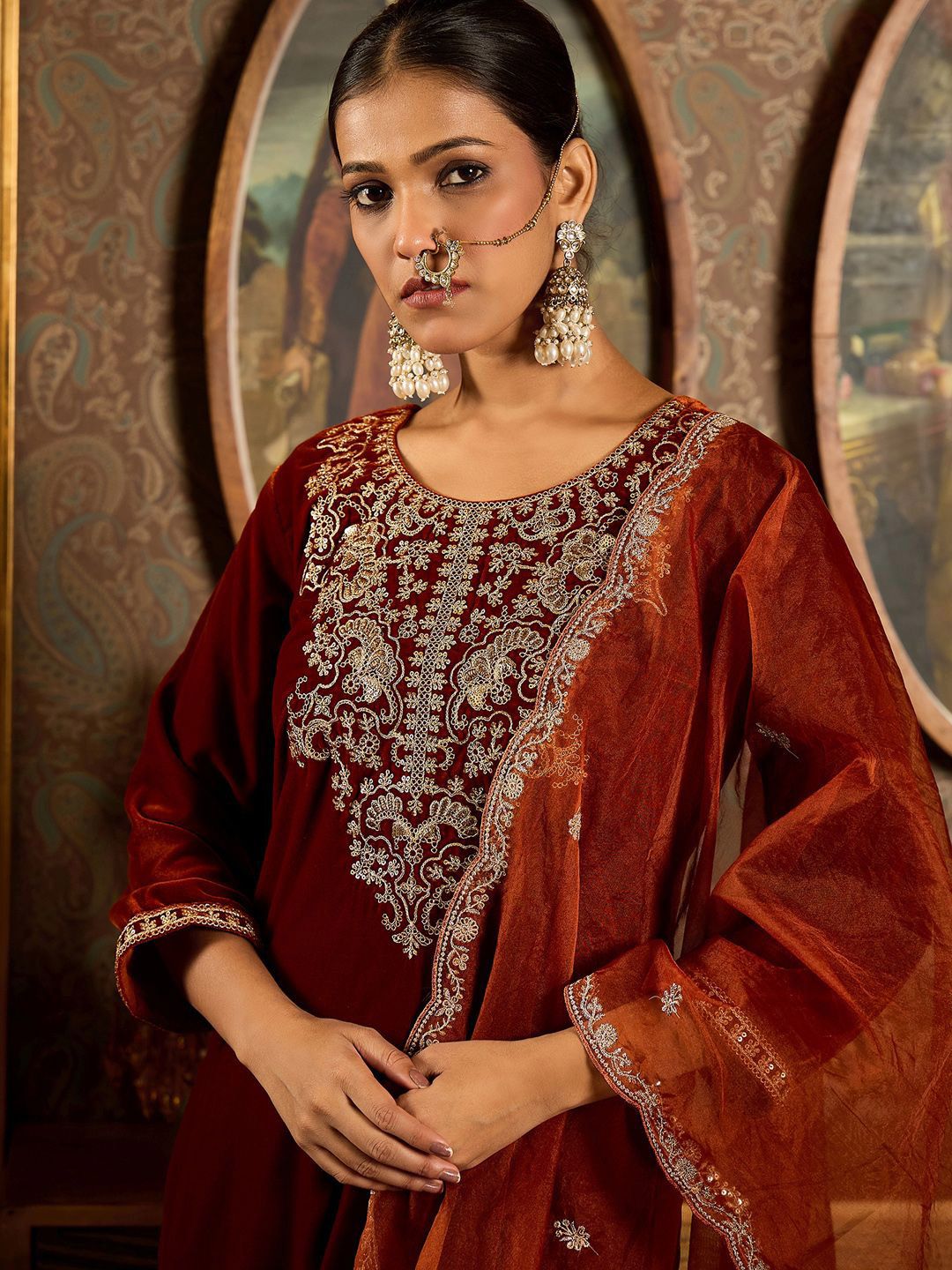Dhiyona IE Ethnic Motifs Embroidered Thread Work Velvet Kurta with Trouser & Dupatta